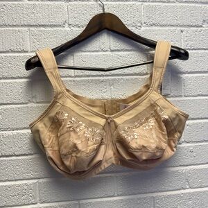 NBWT Anita Tan Floral Lace Bra